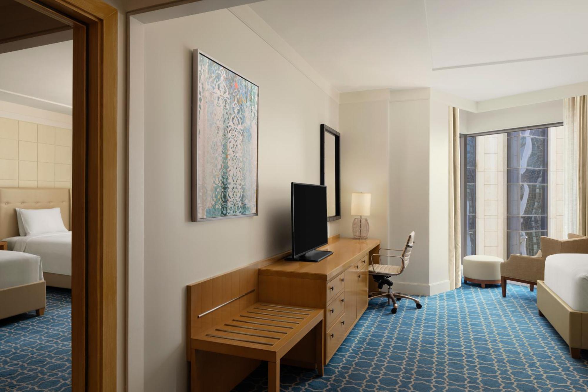 ฮิลตัน มักกะฮ์ คอนเวนชั่น โฮเต็ล Hotel Mecca ภายนอก รูปภาพ A guest room at the hotel
