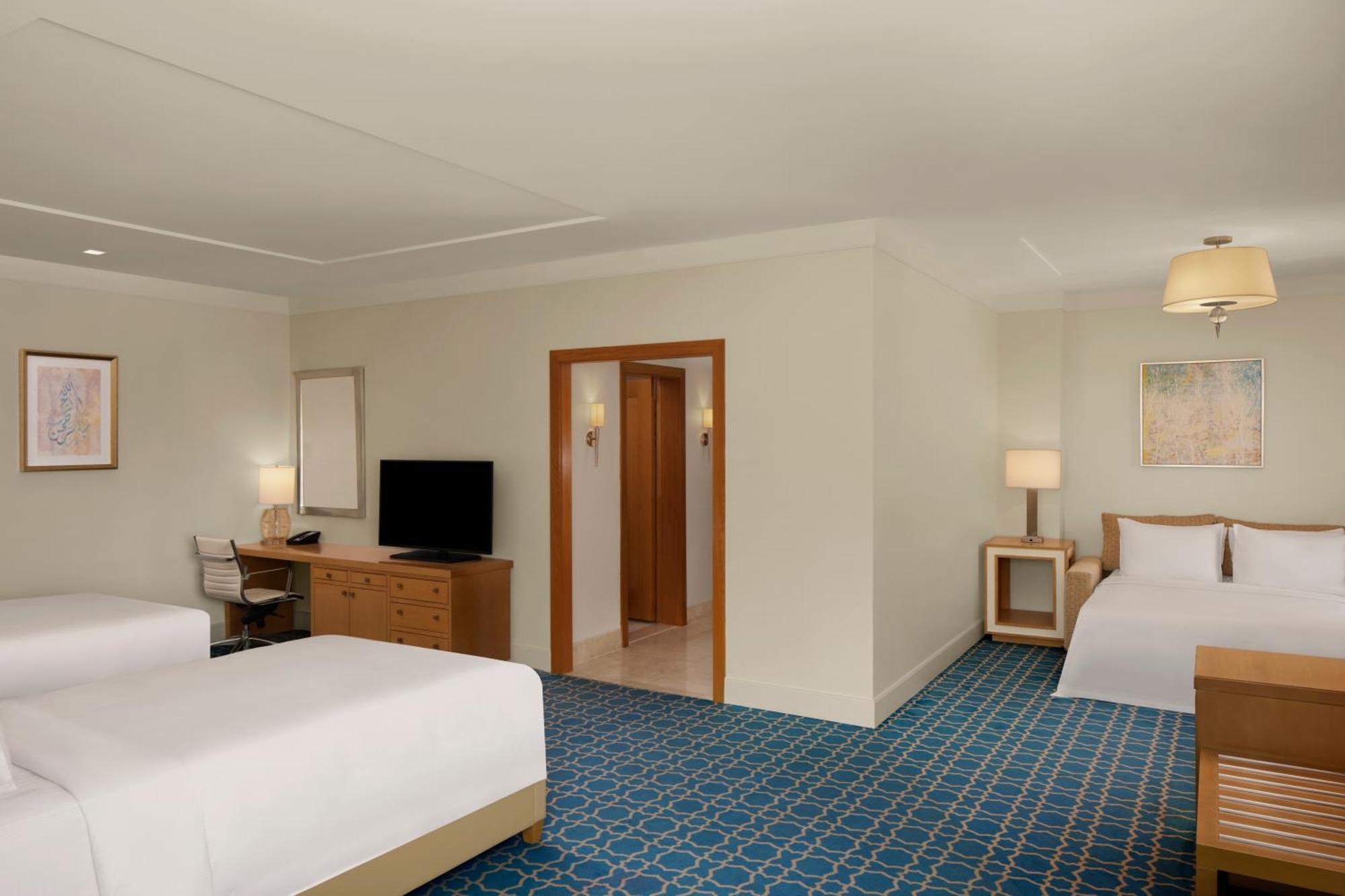 ฮิลตัน มักกะฮ์ คอนเวนชั่น โฮเต็ล Hotel Mecca ภายนอก รูปภาพ A room at the hotel