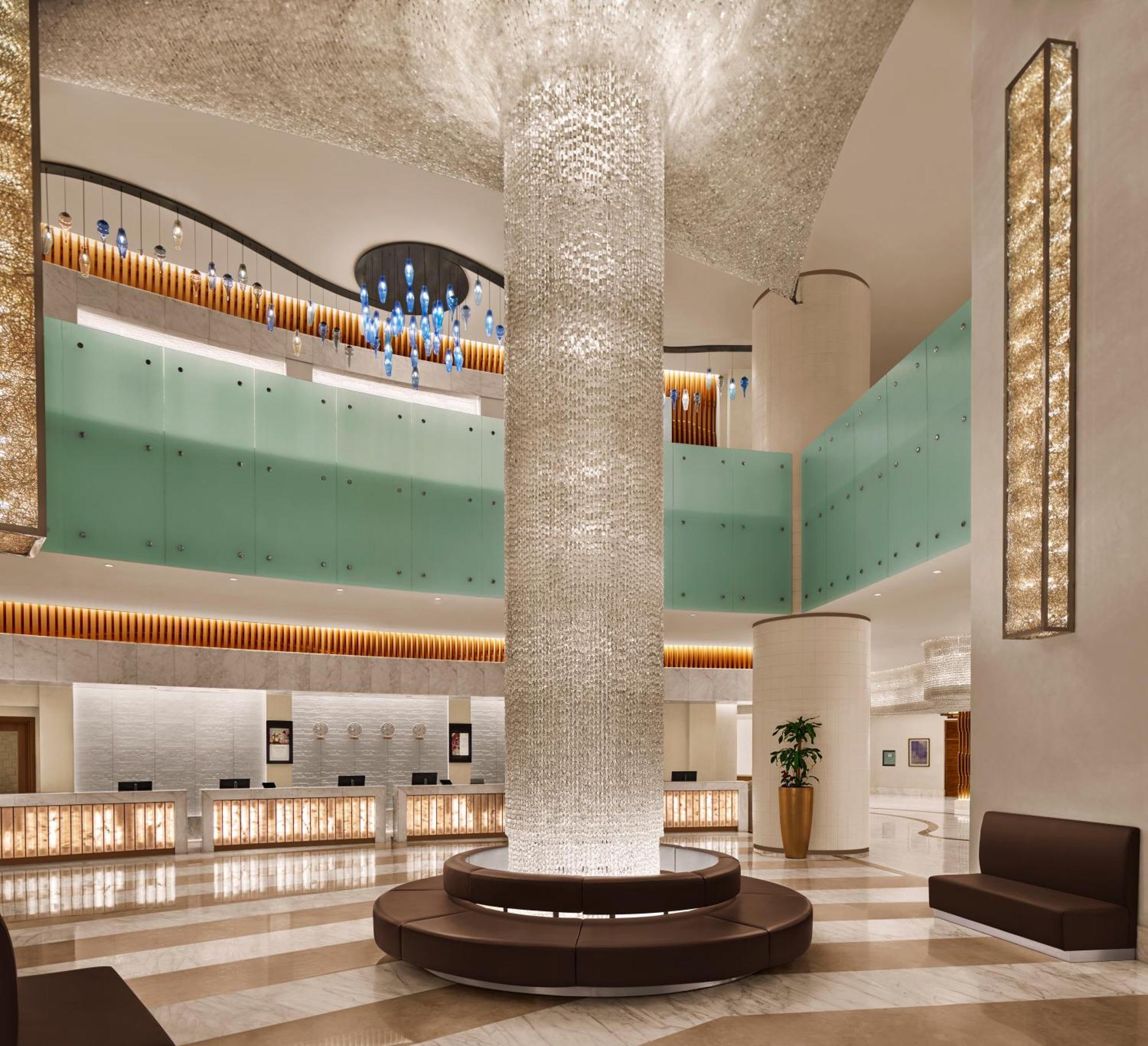 ฮิลตัน มักกะฮ์ คอนเวนชั่น โฮเต็ล Hotel Mecca ภายนอก รูปภาพ The lobby of the hotel
