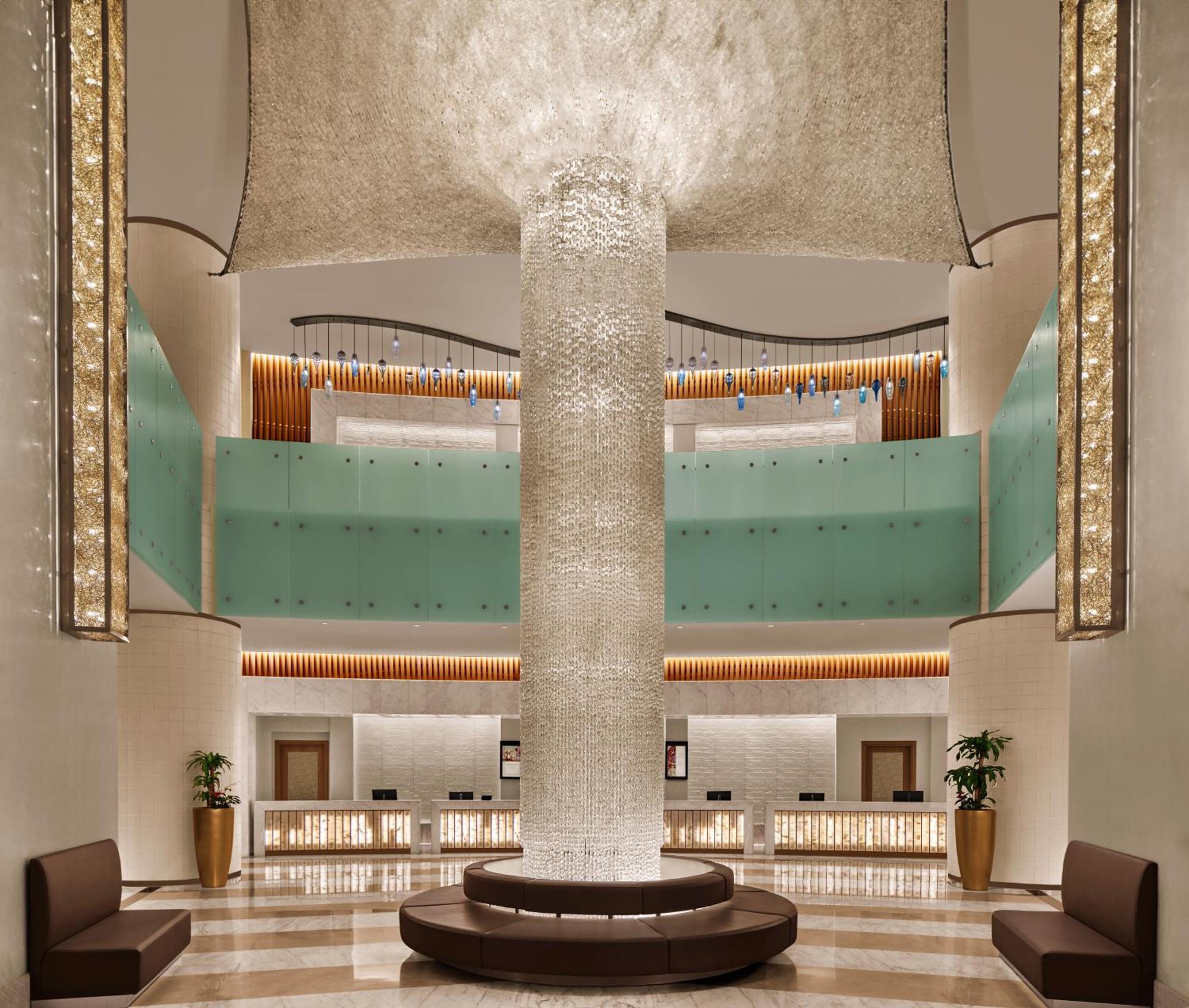 ฮิลตัน มักกะฮ์ คอนเวนชั่น โฮเต็ล Hotel Mecca ภายนอก รูปภาพ The lobby of the hotel